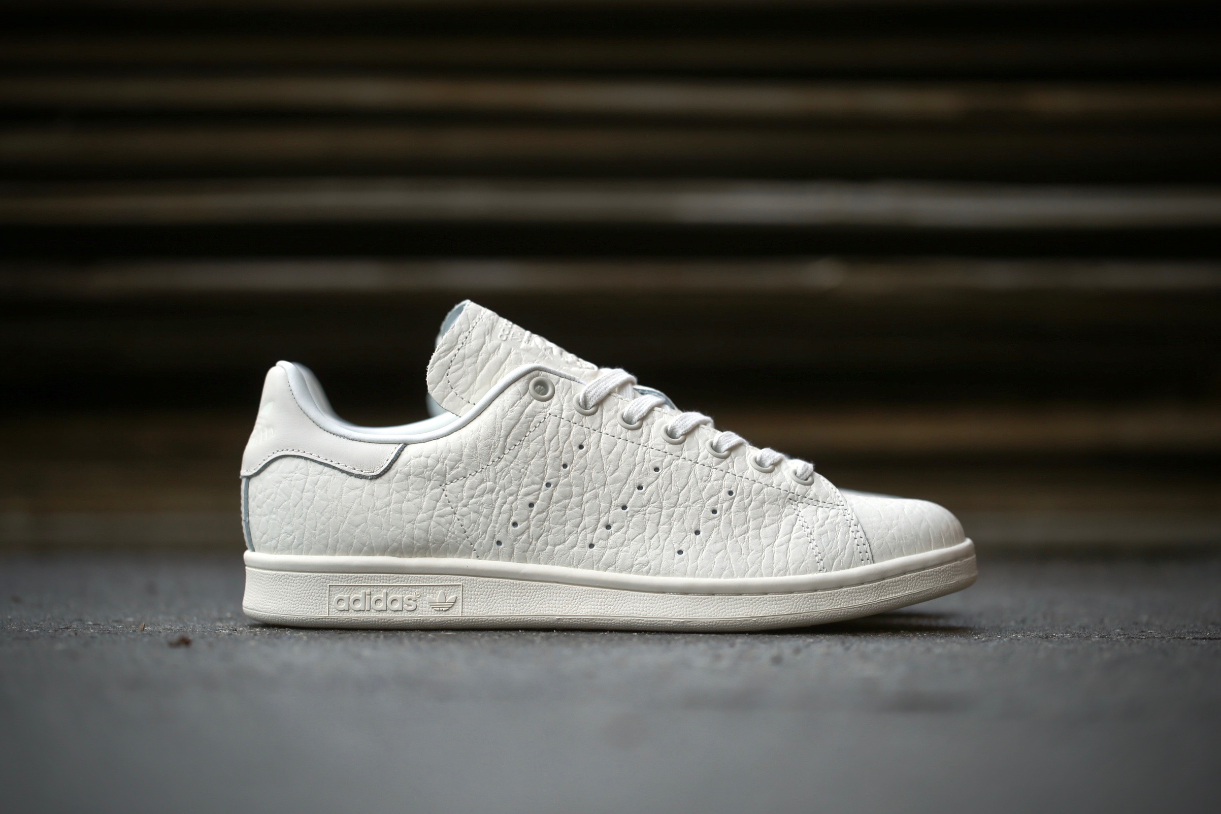 stan smith textured leather